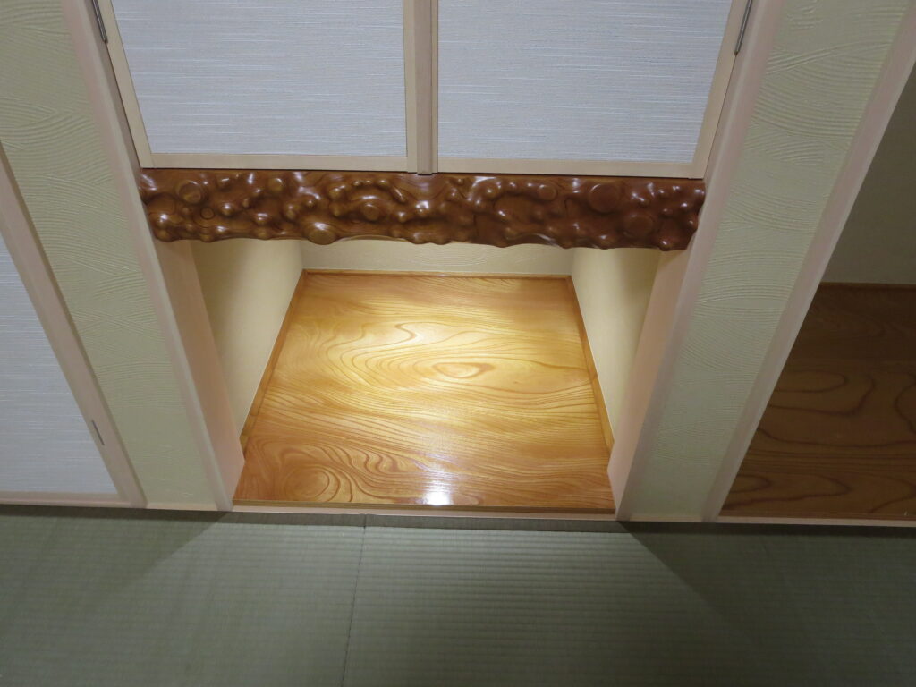 前の自宅にありました床柱を再利用いたしました | きくやグループ